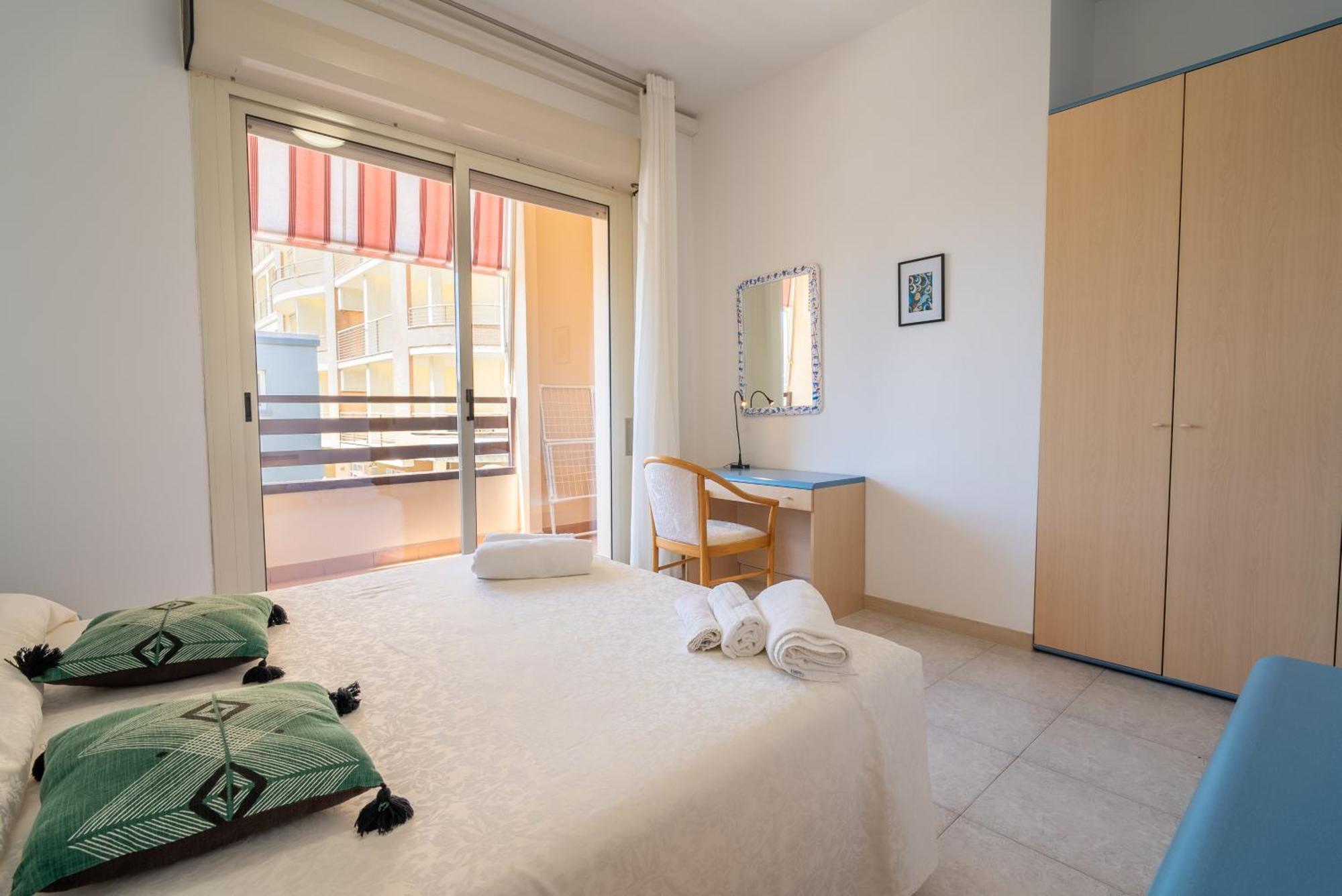 Residence La Rosa Di Nettuno Marina di Grosseto Exteriör bild